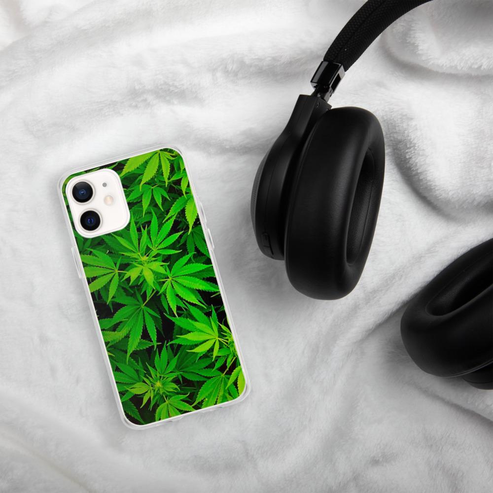 Leafy Luxury: Green Weed Phone Case! Elevate Your Style!