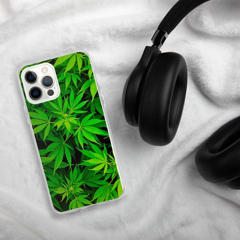 Leafy Luxury: Green Weed Phone Case! Elevate Your Style!